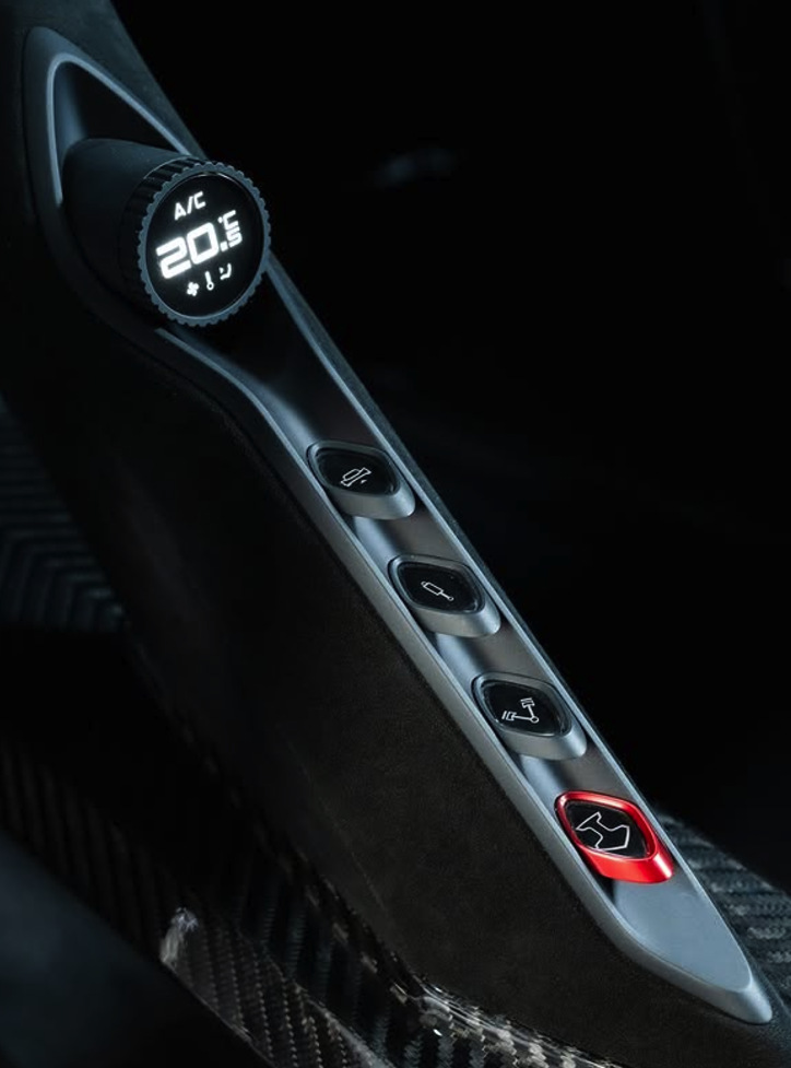 Zenvo Aurora centre console switchgear